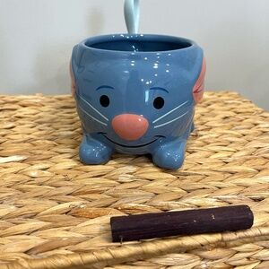 Disney Parks Remy's Ratatouille Adventure Ceramic Mug & Spoon Set. New